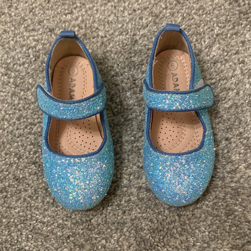 Adamumu Kids Sparkly Blue Dress Shoes Size 6T